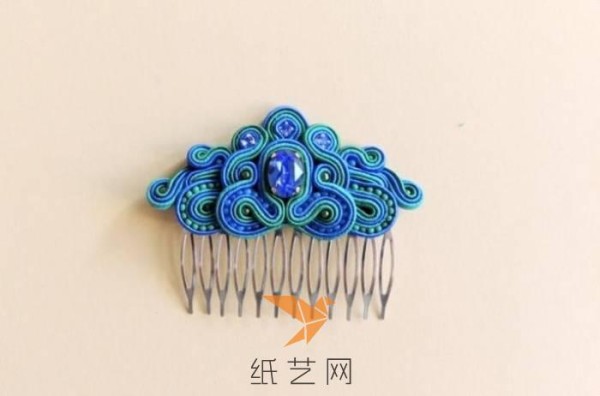 Detailed tutorial on making a classic Chinese style hair comb as a New Year gift