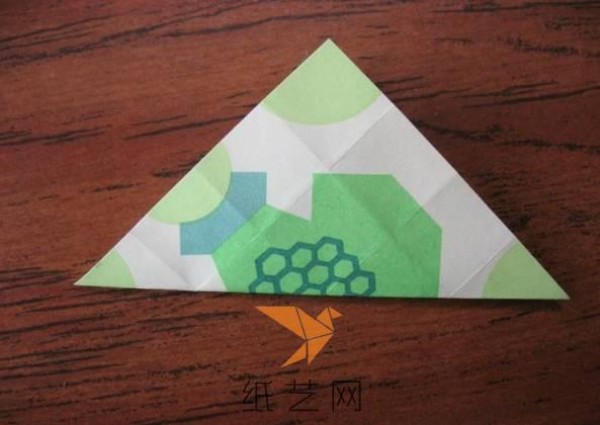 Tutorial on how to make a cute origami turtle