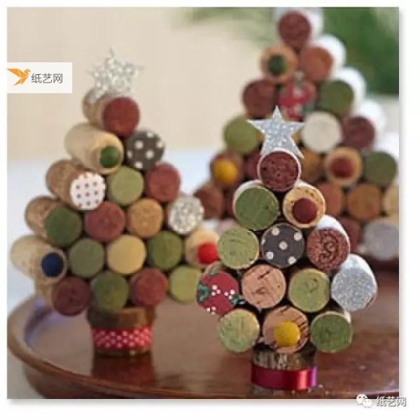 There are so many little crafts that can be done with the cork of a wine bottle! Come and learn!