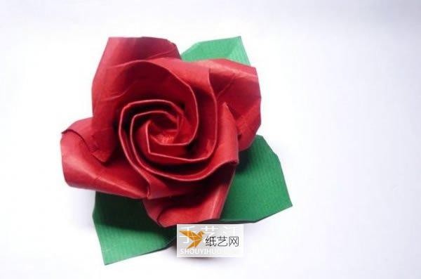 Detailed step-by-step illustration of folding paper roses