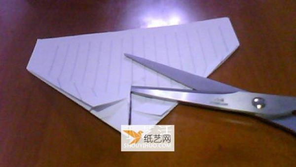 Illustration of folding method of Paperang paper airplane