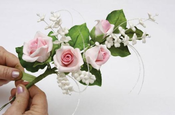 Tutorial on making super beautiful roses for wedding flowers from clay