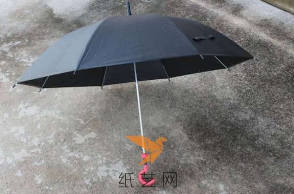 Tutorial on how to transform an old umbrella into a creative umbrella using ultra-light clay