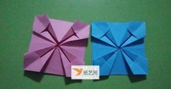 Four-step illustration of folding an octagonal flower basket using origami