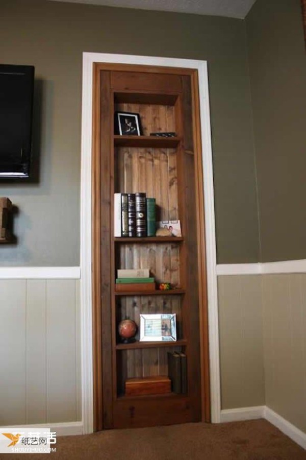 How to DIY a personalized bathroom door disguised as a bookshelf