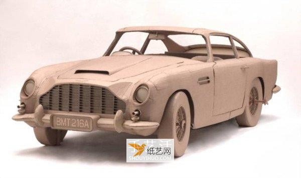 Use waste paper boxes to create personalized vehicle model pictures