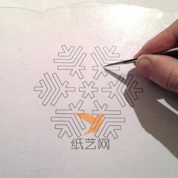 Simple DIY tutorial for making paper-cut snowflake pattern Christmas greeting cards in batches