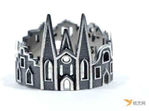 Purely handmade rings that capture the beauty of architecture from all over the world