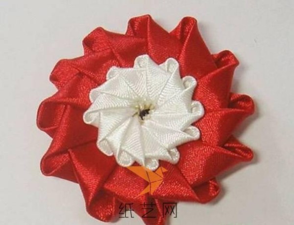 Fabric Art Red and White Flowers Making Tutorial Fabric Art Tutorial