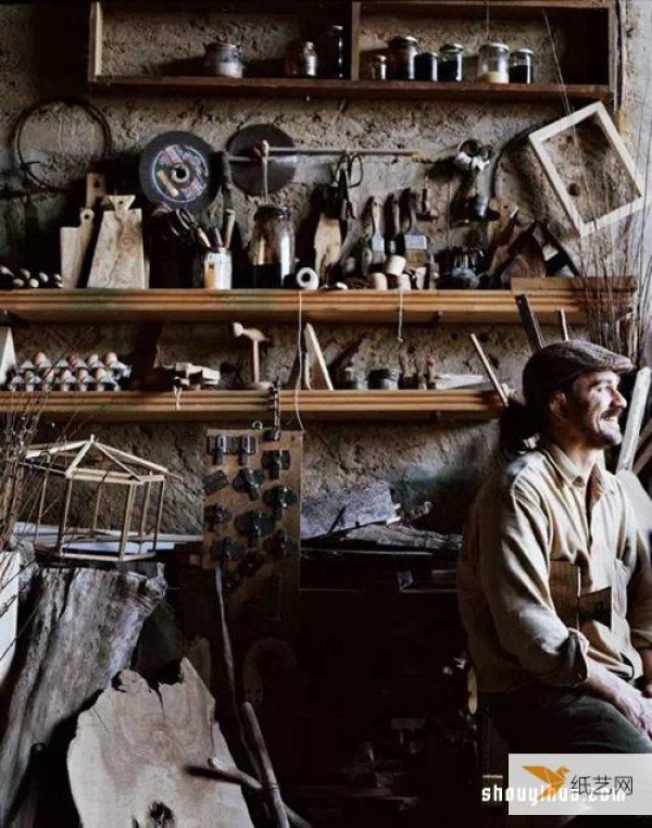 Andrea Brugi, a time craftsman who focuses on simple and beautiful life