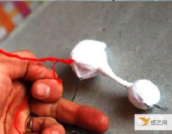 You only need to prepare wool and wire in advance to make a childrens egret doll.