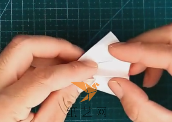 Origami lily of the valley six-petal flower video tutorial