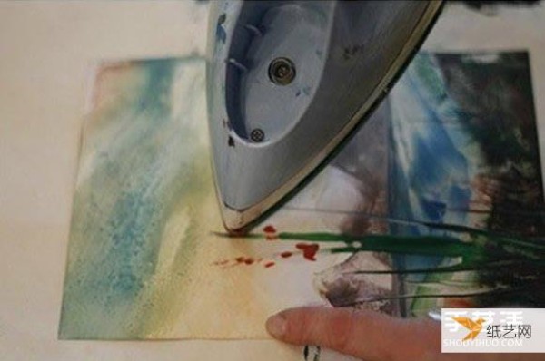 Tutorial on how to melt crayons and draw beautiful personalized creative iron drawing patterns