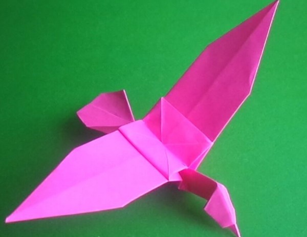 Simple origami hummingbird origami crafting method