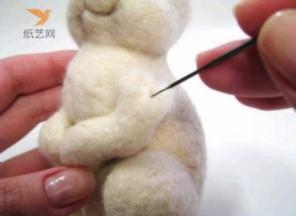 Wool Felt Tutorial: You can also make a cute wool felt bunny with the same excellent results.