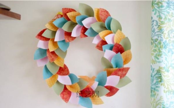 Autumn Fall Leaves Paper Wreath Handmade Illustrated Tutorial