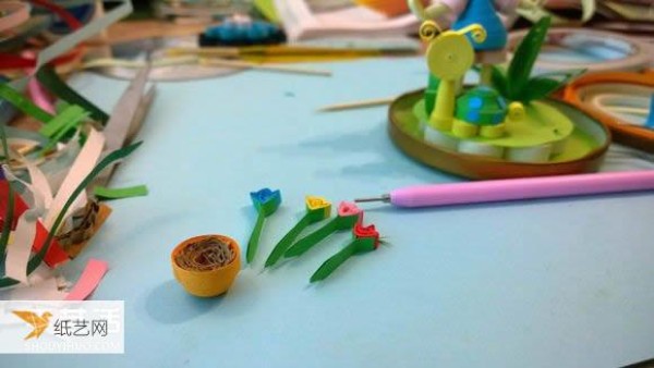 A small paper craft tutorial - making a little girl’s beautiful private garden