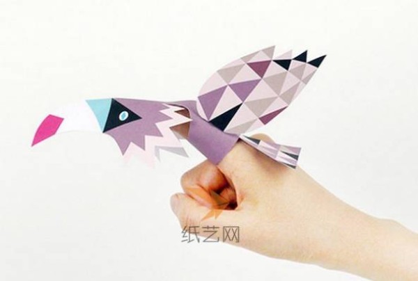 Cartoon finger toy made from paper model drawings