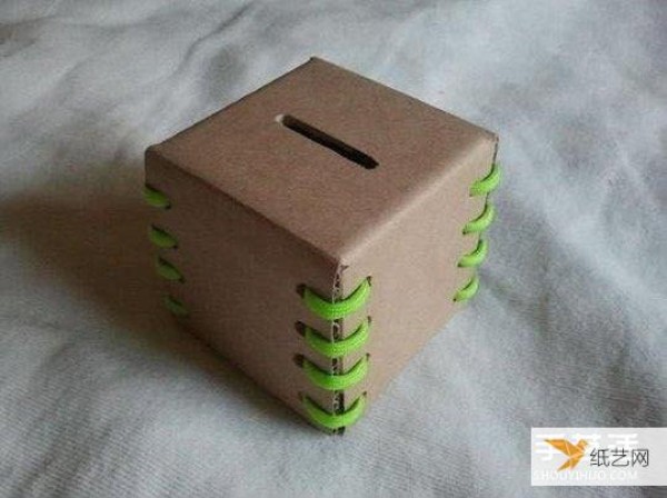 Illustrated steps on how to make a childrens piggy bank by hand using cardboard