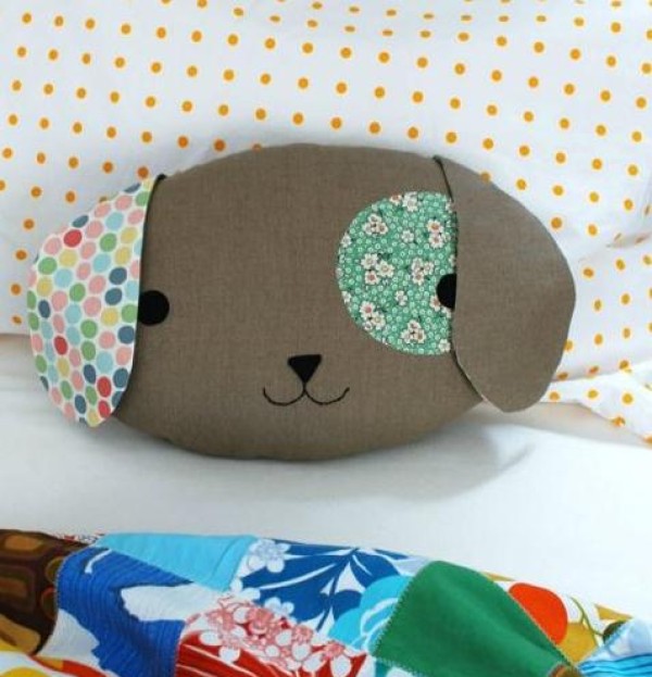 Detailed tutorial on how to make a cute puppy pillow