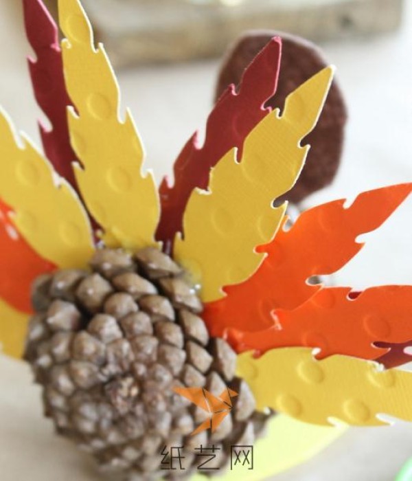 Tutorial on making interesting turkeys for children