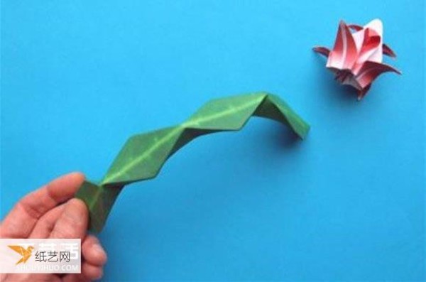 Origami Christmas Cactus - Origami Origami Illustrated Tutorial