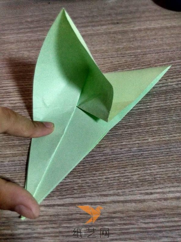 Simple 3D four-leaf clover origami tutorial