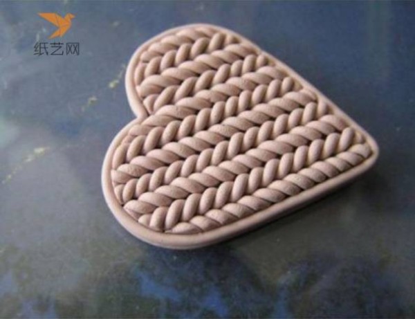 Soft clay braided heart-shaped decoration making tutorial pottery tutorial