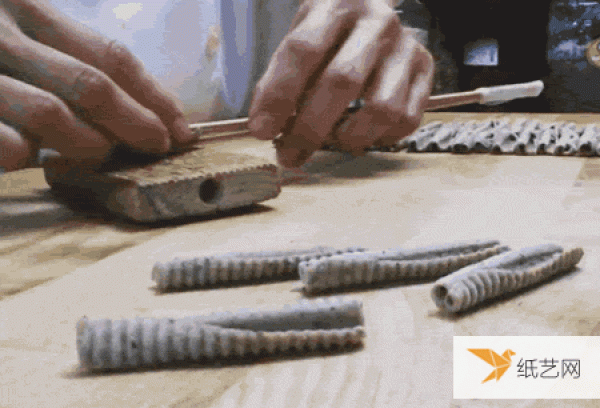 The process of making hand-made pasta that is pleasant to watch