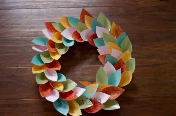 Autumn Fall Leaves Paper Wreath Handmade Illustrated Tutorial