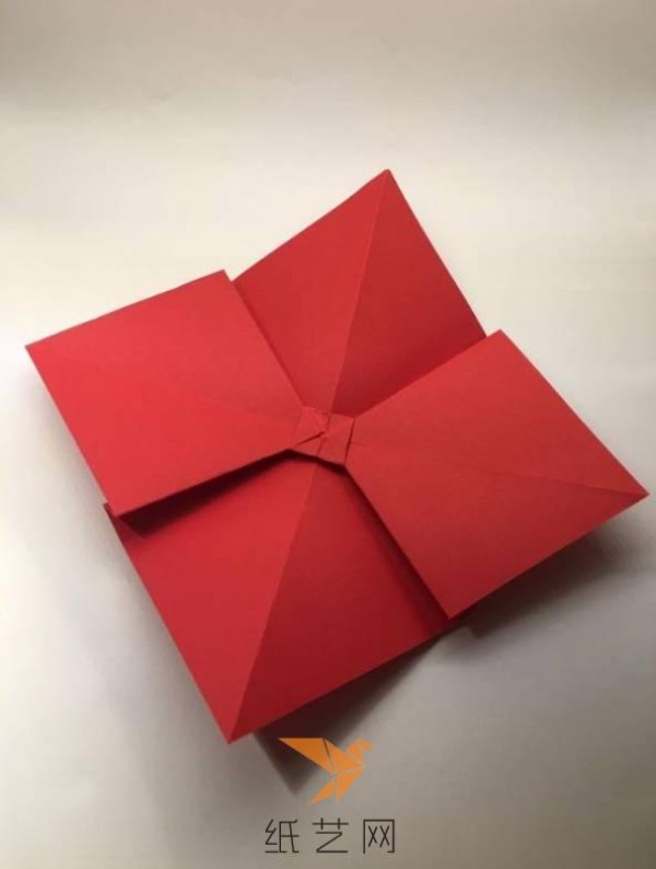 How to make an origami bow from a piece of paper