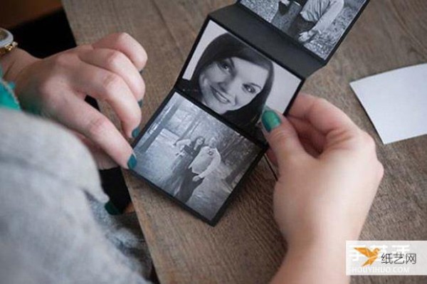 Use retro photo albums to relive the good old days. A personalized and creative Valentine’s Day gift