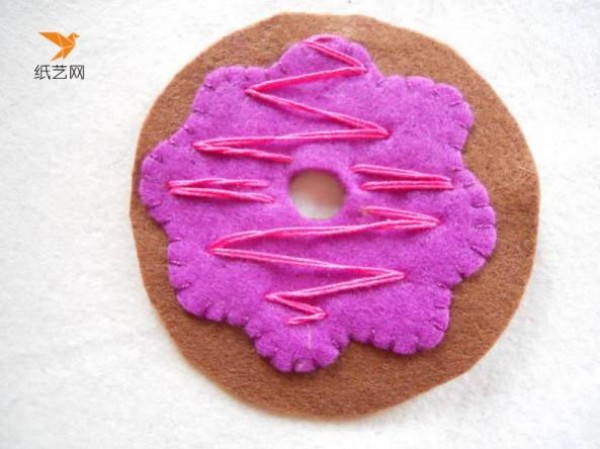 Cute non-woven donuts for Christmas tree decorations