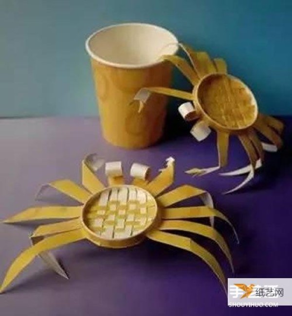 Illustrated tutorial on how to make a kindergarten crab model by hand using disposable paper cups