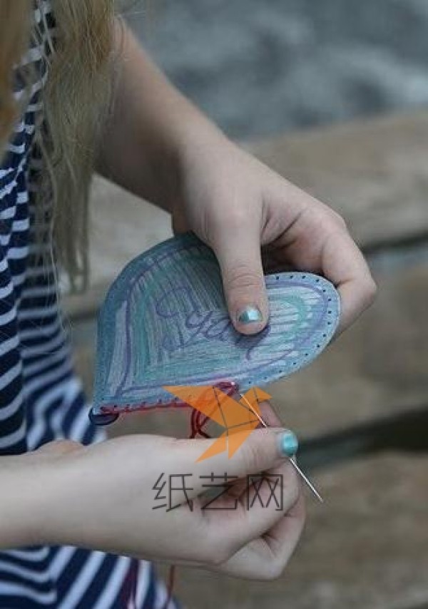 Tutorial on handmade sewing practice cards for children