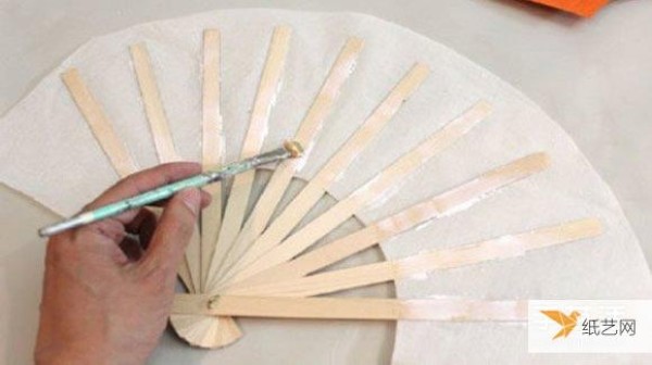 Illustrated tutorial on the hand-making method of traditional Chinese fans