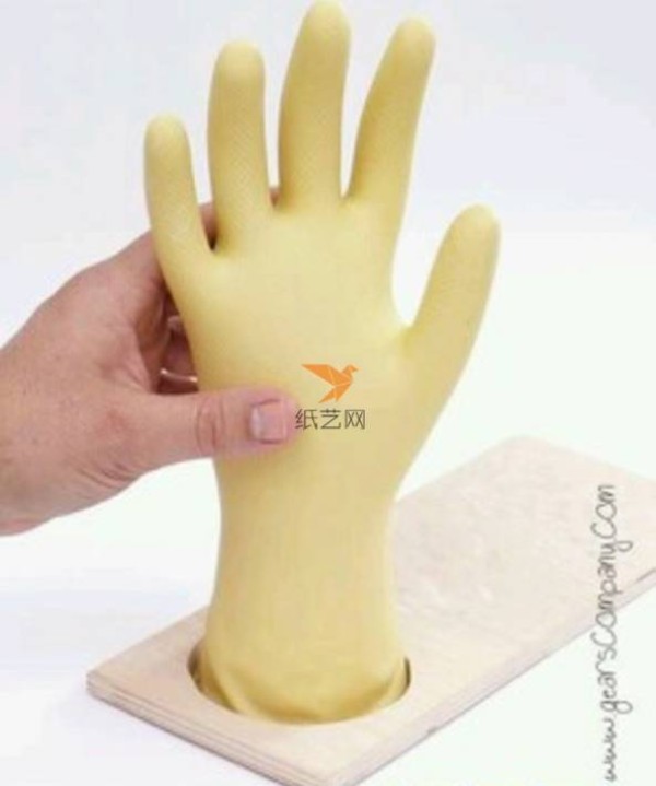 Tutorial on turning waste into treasure using plaster hand molds made from worn leather gloves