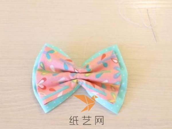 Simple fabric handmade bow tie tutorial illustration