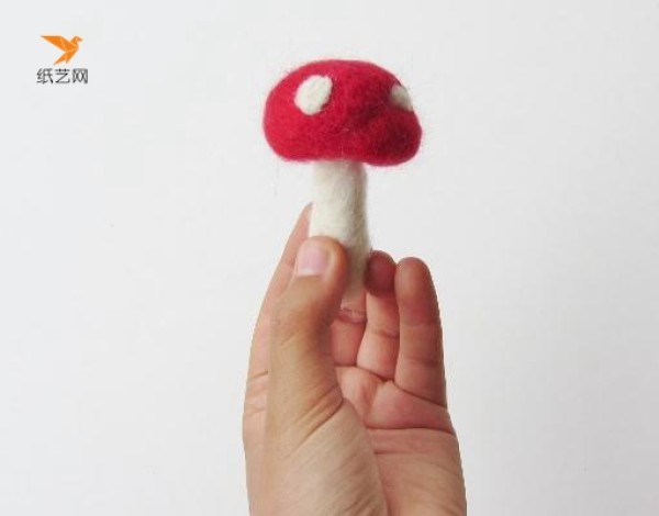 Tutorial on how to make cute little wool felt mushrooms