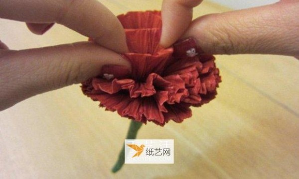 How to fold carnation gifts for Mothers Day