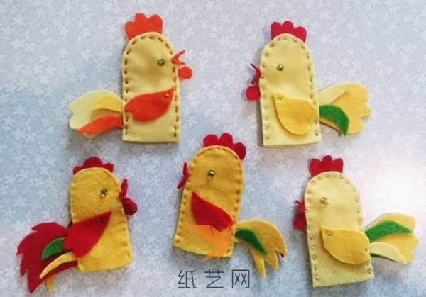 Tutorial on how to make a cute and simple finger puppet rooster for New Year’s gift