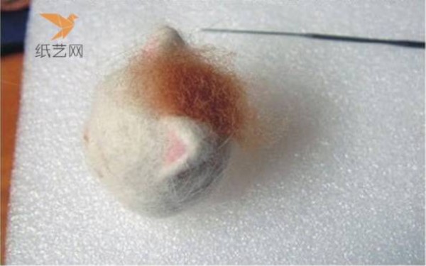 Wool felt tutorial Wool felt white fur yellow dot pattern cat making tutorial