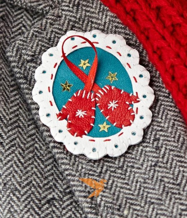 Cute Christmas Brooch Making Tutorial