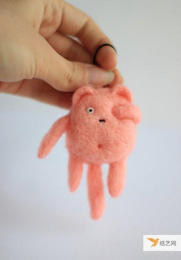 Picture sharing of the funniest wool felt cat creations in history