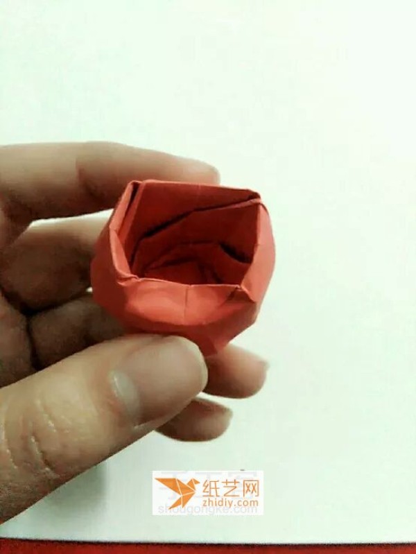 Simple and beautiful origami rose tutorial illustration