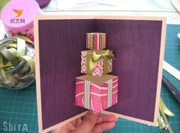 Handmade tutorial for three-dimensional greeting cards for small gifts