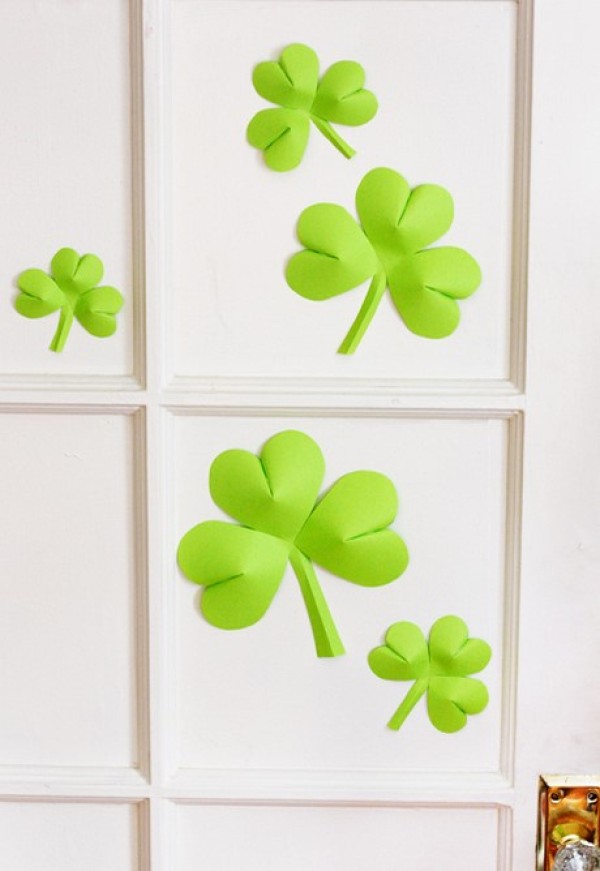 Beautiful three-dimensional paper carving four-leaf clover decoration handmade illustrated tutorial