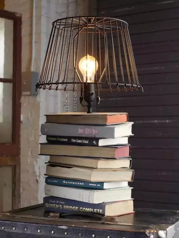 Turn waste into treasure, lamps made from old books!