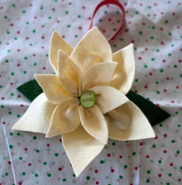 Illustrated tutorial on how to make simple non-woven handmade flowers