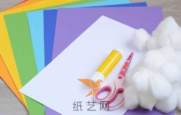 Handmade tutorial for children to make colorful clouds